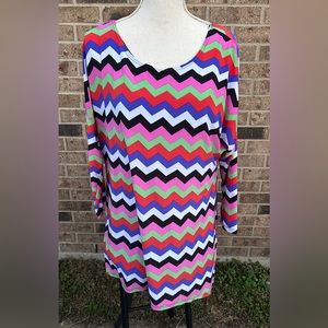 B04 - Chevron Pattern Shirt - WMNS‎ M